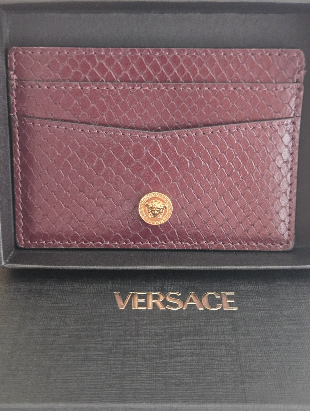 NIB Versace Medusa Biggie Burgundy Snakeskin Leather Card Case Unisex